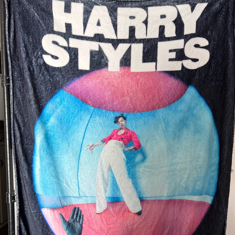 Harry Styles fine line album blanket